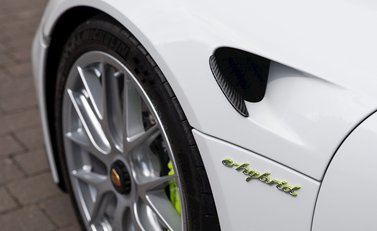 Porsche 918 Spyder 29