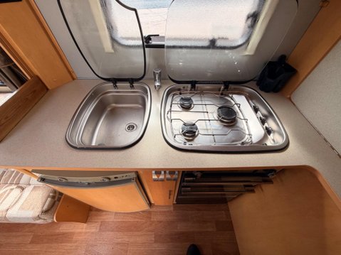 Elddis Autoquest 155 335 L2S MWB 11