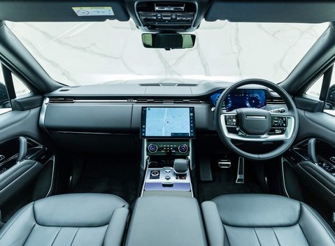 Land Rover Range Rover P530 Autobiography LWB 15