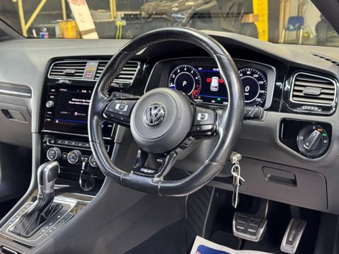 Volkswagen Golf 2.0 Golf R TSi Semi-Auto 4WD 3dr 9