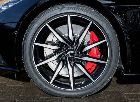 Aston Martin DB11 Launch Edition 10