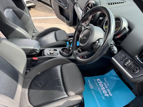 Mini Countryman COOPER S 19