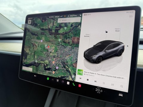 Tesla Model Y (Dual Motor) Long Range SUV 5dr Electric Auto 4WDE (384 bhp) 39