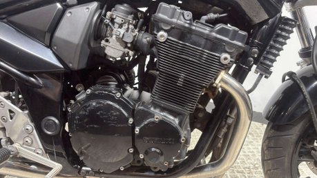 Suzuki Bandit 650 GSF 2006 9K GOOD LOOKING PROJECT BIKE / BARN FIND NAKED 650CC A2 21