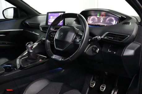 Peugeot 3008 PURETECH S/S GT LINE 4