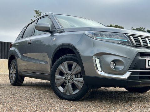 Suzuki Vitara SZ-T 14