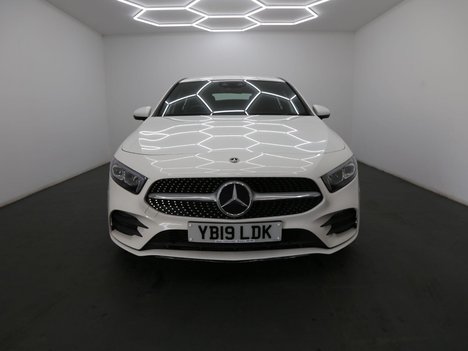 Mercedes-Benz A Class 2.0 A220 AMG Line (Premium) 7G-DCT Euro 6 (s/s) 5dr
