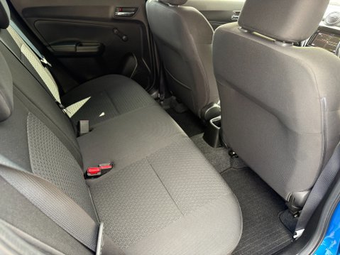 Suzuki Swift SZ-L DUALJET MHEV 23