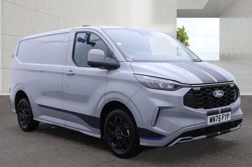 Ford Transit Custom AUTO SWB L1H1 Low Roof Sport 320 Air Con Alloys Sensors Cam EURO 6