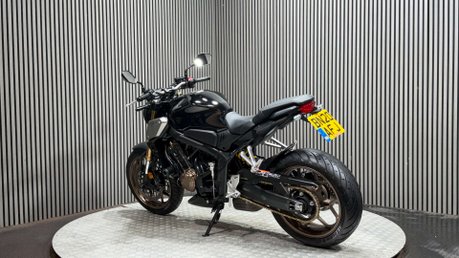 Honda CB650R 2020 NEO SPORT CAFE 9K MODERN CLASSIC 650CC 12