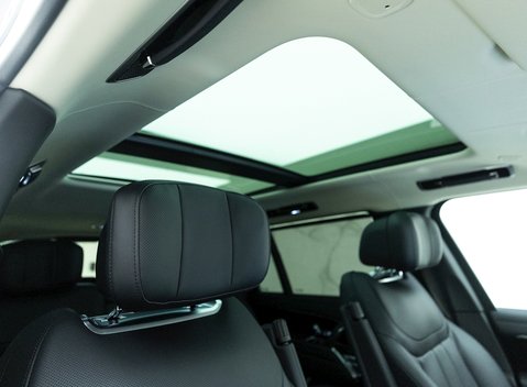 Land Rover Range Rover D350 Autobiography LWB 7 Seater 12