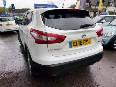 Nissan Qashqai 1.5 dCi N-Connecta 2WD Euro 6 (s/s) 5dr 39