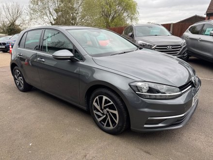 Volkswagen Golf MATCH TDI DSG
