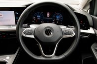 Volkswagen Golf LIFE TSI 14