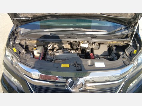 Toyota Vellfire 2.4 Z GOLDEN EYES + 7 Seats 30
