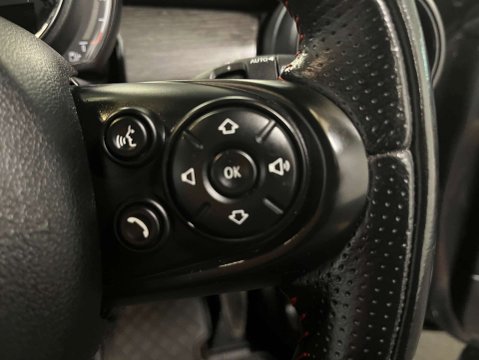 Mini Hatch 2.0 John Cooper Works 3dr 19