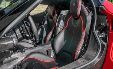 Ferrari LaFerrari 14