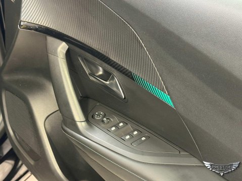 Peugeot 2008 50kWh Allure Premium Auto 5dr (7kW Charger) 74