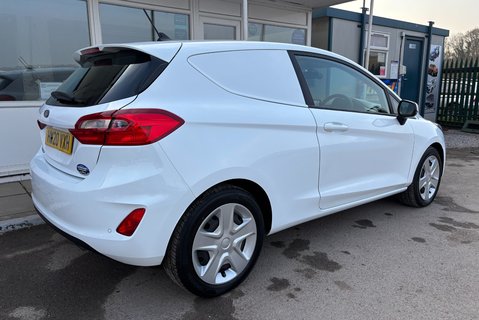 Ford Fiesta Base 85 ps Tdci Car Derived Panel Van - Air Con & Sat Nav 2