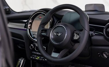 Mini Hatch Electric Level 3 9