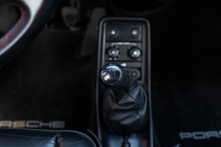 Porsche 911 930 TURBO 24