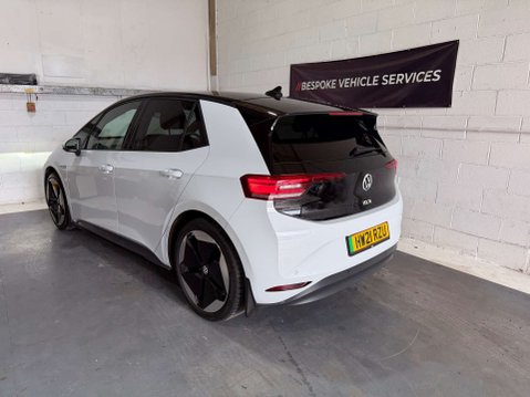 Volkswagen ID.3 ID3 Touring Pro S 5dr 8