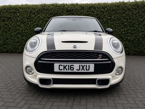 Mini Hatch 2.0 Cooper SD 3dr 3