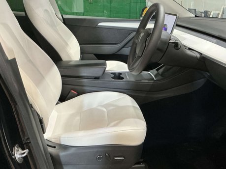 Tesla Model Y ModeL Y Long Range AWD 4WD 5dr 3