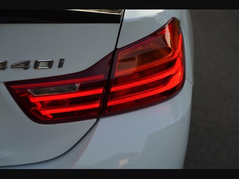 BMW 4 Series 3.0 440i M Sport Auto Euro 6 (s/s) 2dr 32