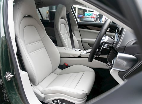 Porsche Panamera Turbo S E-Hybrid 12