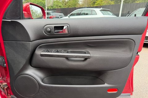 Volkswagen Golf MATCH TDI - ONE OWNER - 18 SERVICE STAMPS!  CAMBELT CHANGED 3 TIMES! 33