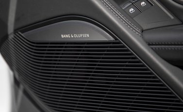 Audi R8 V10 Plus Spyder 23