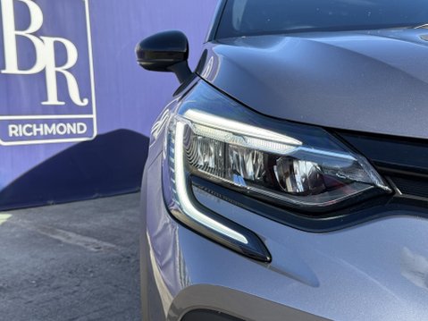 Renault Captur 1.6 E-TECH 9.8kWh E-Tech engineered SUV 5dr Petrol Plug-in Hybrid Auto Euro 12
