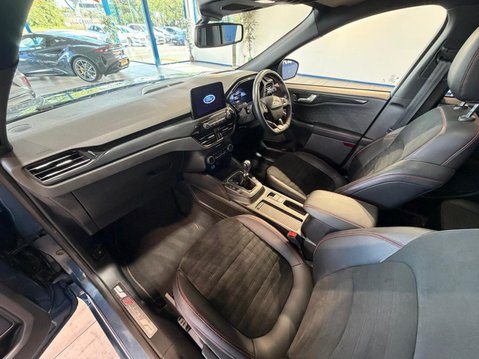 Ford Kuga 1.5T EcoBoost ST-Line X Edition Euro 6 (s/s) 5dr 29