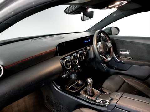 Mercedes-Benz A Class 1.3 A200 AMG Line (Executive) Hatchback 5dr Petrol Manual Euro 6 (s/s) (163 15