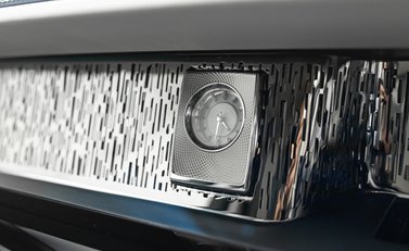 Rolls-Royce Phantom VIII EWB 24