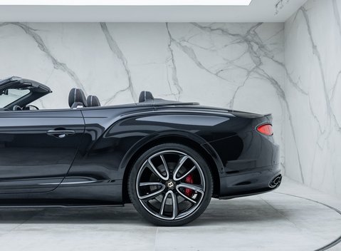 Bentley Continental GTC V8 44