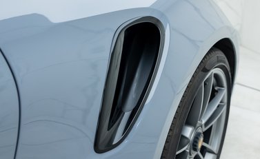 Porsche 911 Turbo S Cabriolet (992) 29