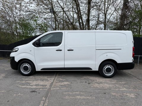 Vauxhall Vivaro L2H1 2900 DYNAMIC S/S 1