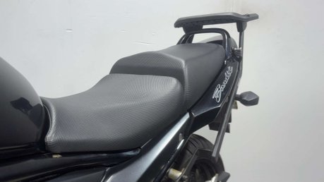 Suzuki Bandit 650 GSF 2006 9K GOOD LOOKING PROJECT BIKE / BARN FIND NAKED 650CC A2 28