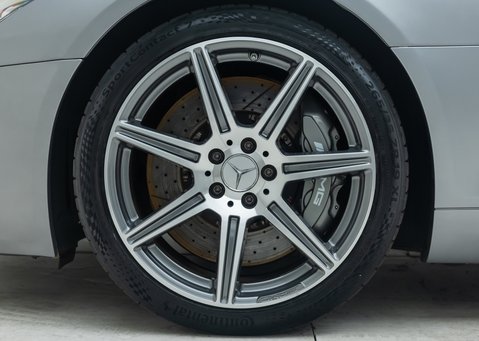 Mercedes-Benz SLS AMG 