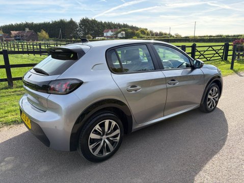 Peugeot e-208 50kWh Active Auto 5dr 11