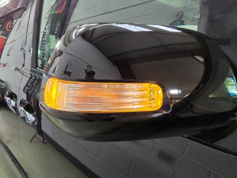 Toyota Vellfire 50