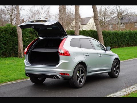 Volvo XC60 2.0 D4 R-Design Nav Auto Euro 6 (s/s) 5dr 15