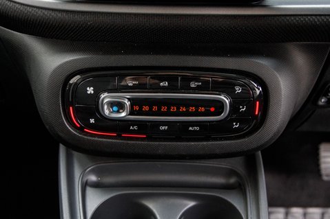 Smart Fortwo Coupe PRIME PREMIUM T 37