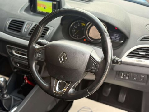 Renault Megane 1.5 Megane Dynamique TT Energy dCi S/S 5dr 9