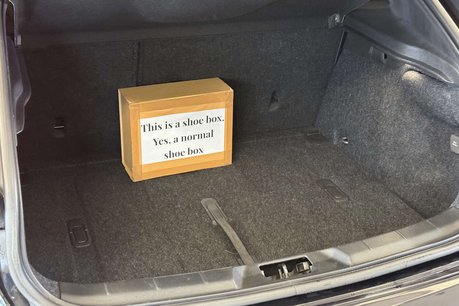 Volvo V40 1.6 T4 Lux Hatchback 5dr Petrol Powershift Euro 5 (s/s) (180 ps) 41