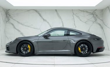 Porsche 911 Carrera GTS (992) 2