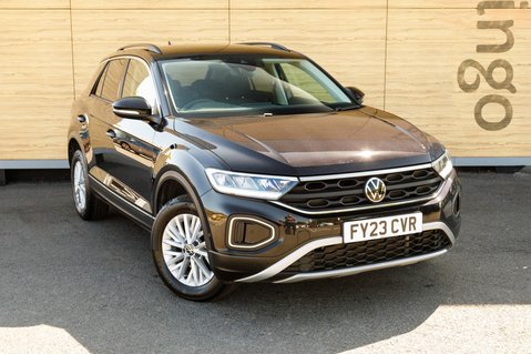 Volkswagen T-Roc LIFE TSI 1