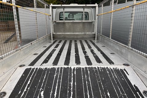 Iveco Daily 35C14 Beavertail Lawnmower Body - Large Ramp - Removable Cages 13